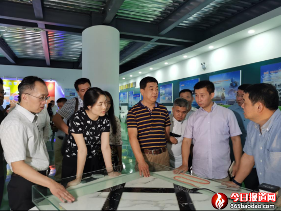 1_國家節(jié)能中心李行副主任一行蒞臨魯電集團(tuán)(3)(1)(2)(1)964.png