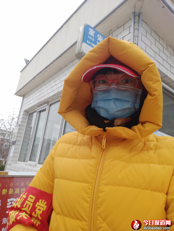 走進(jìn)社區(qū)揮灑青春 奉獻(xiàn)愛心中的你最美3321.png
