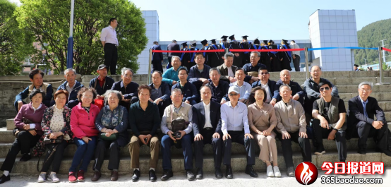 福祿祥云眾人贊3879.png