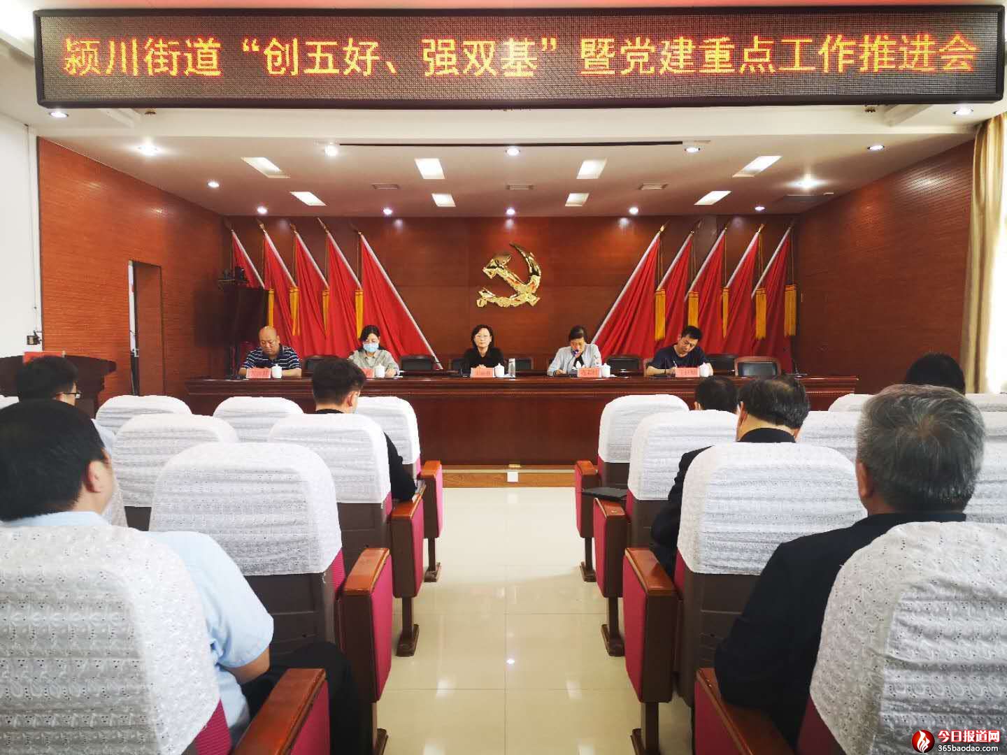 ݣͻץ   (chung)áhM